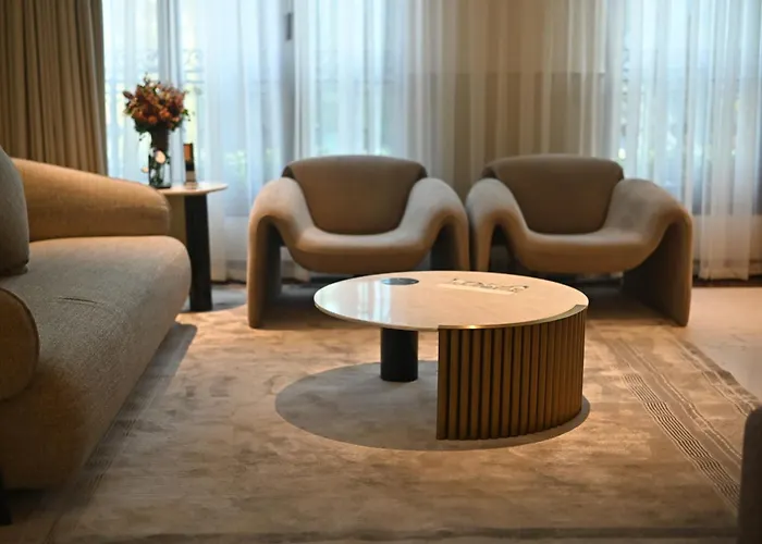 The Townhouse Hotel - Small Luxury Hotels Of The World